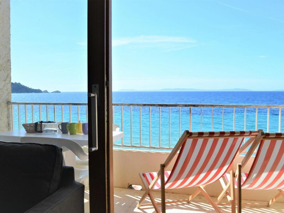 Studio Sur Plage Cavaliere Avec Terrasse, 1Er Etage, 2 Couchages - Fr-1-251-80 เลอลาวองดูว์ ภายนอก รูปภาพ